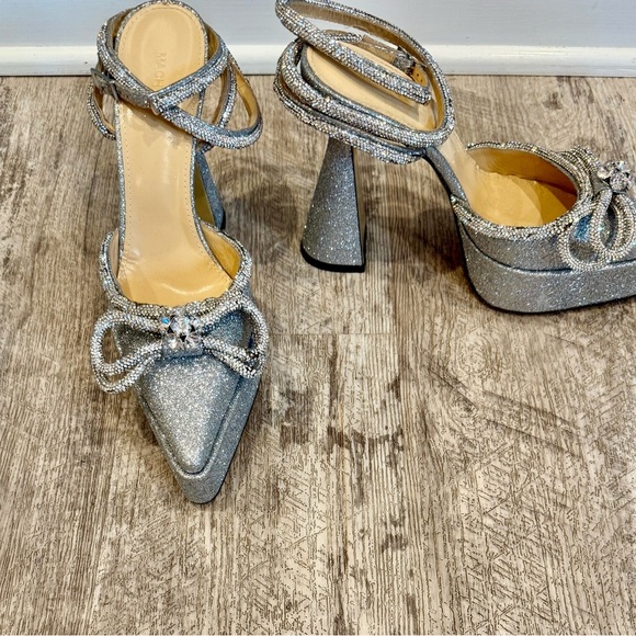 Mach & Mach Double Bow Platform Silver Glitter Women's Heels - Picture 4 of 15